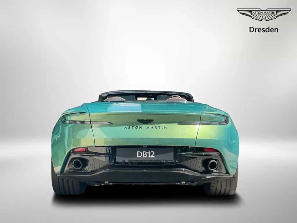 Aston Martin DB12 4.0 V8 Volante 03/2024-photo-17