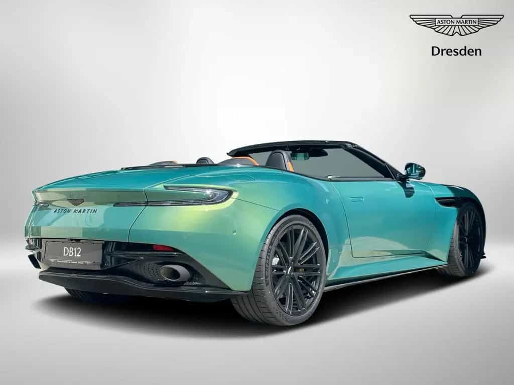 Aston Martin DB12 4.0 V8 Volante 03/2024-photo-18