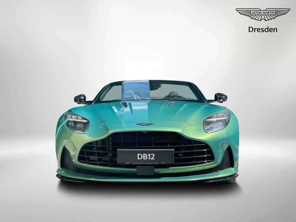 Aston Martin DB12 4.0 V8 Volante 03/2024-photo-3