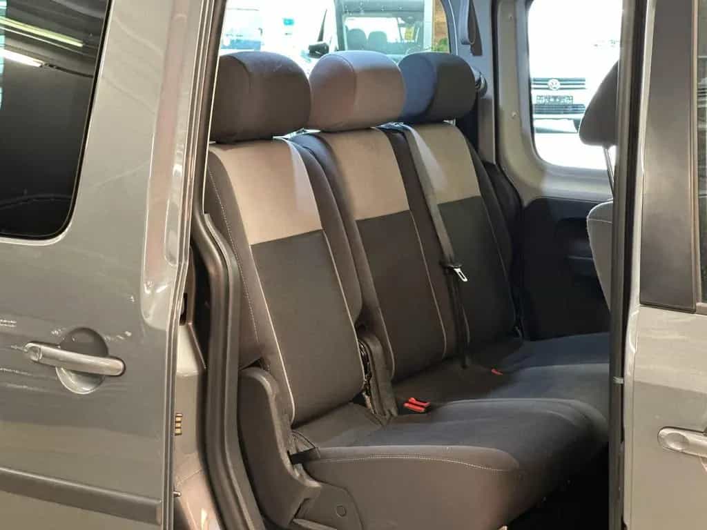 Volkswagen Caddy Maxi-Behindertengerecht-Rampe-TOP 06/2011-photo-13