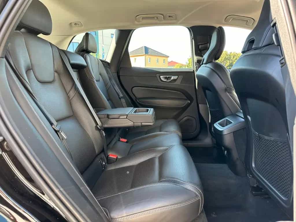 Volvo XC60 Inscription  Diesel AWD*Leder*Navi*LED 09/2019-photo-10