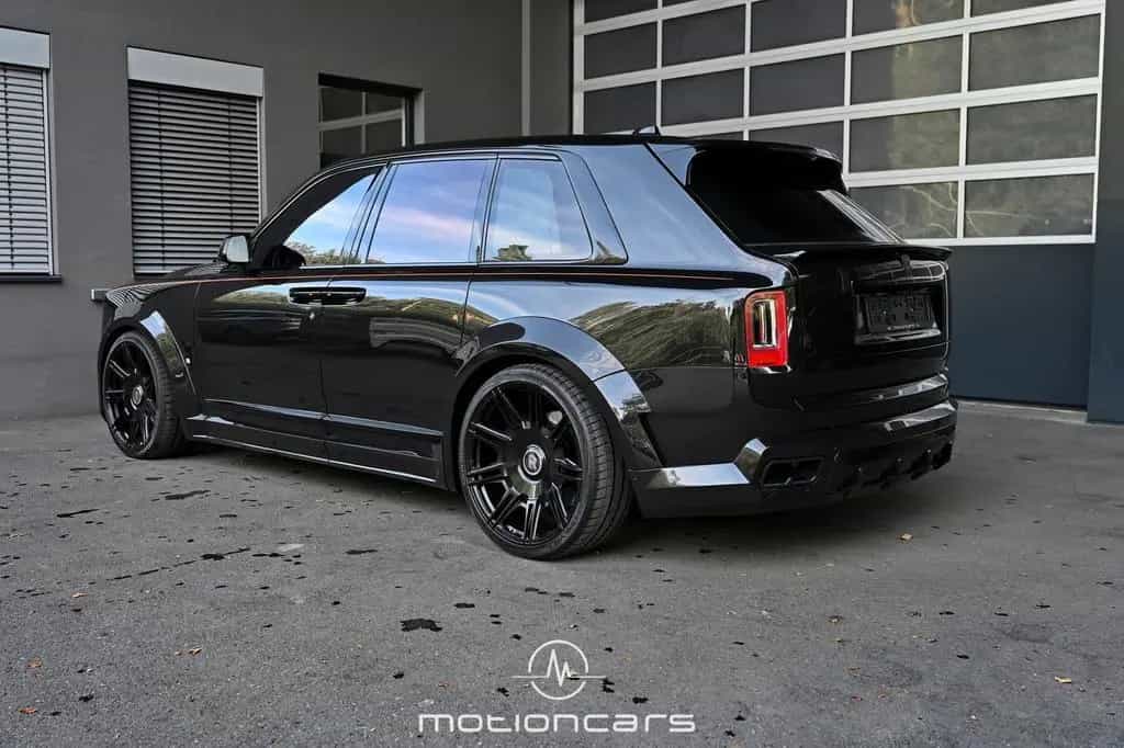 Rolls-Royce Cullinan BLACK BADGE NOVITEC OVERDOSE WIDEBOD 01/2019-photo-1