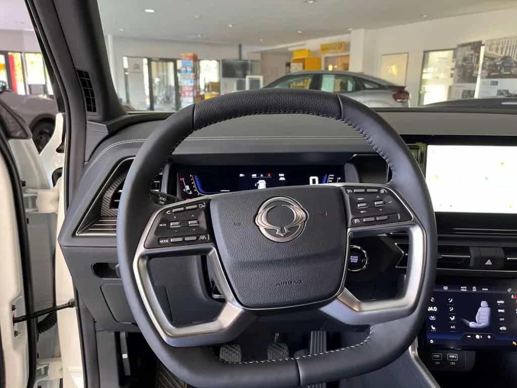 Ssangyong Torres 1.5B 2WD 6MT Quartz 01/2025-photo-11