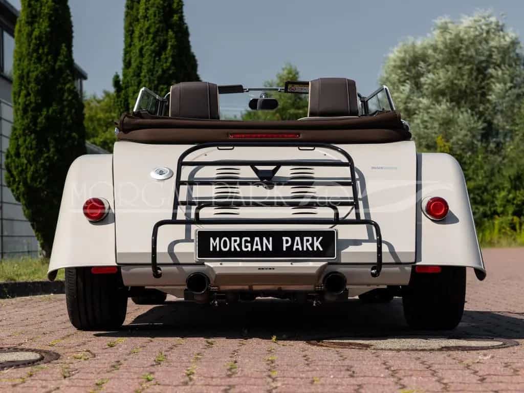 Morgan Plus Four MY25 *Coffee Beige / Soft Dark Brown* null-photo-5