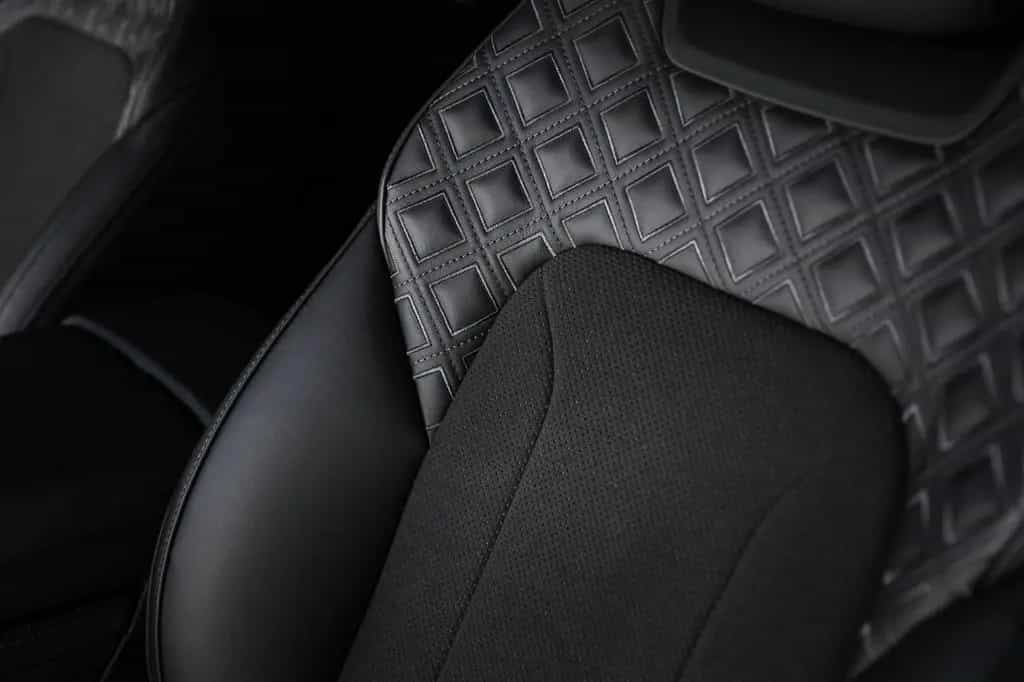 Bentley Continental GT S V8 - Diamond Quilting spec, B&O 03/2023-photo-13
