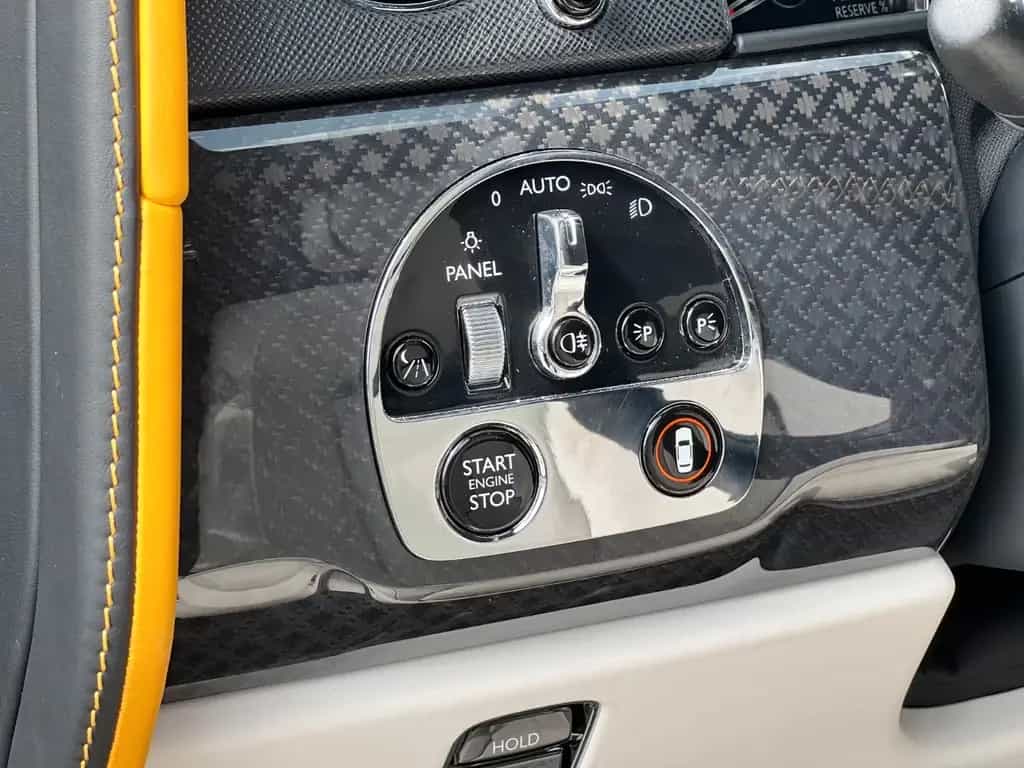 Rolls-Royce Cullinan Black Badge 05/2023-photo-16