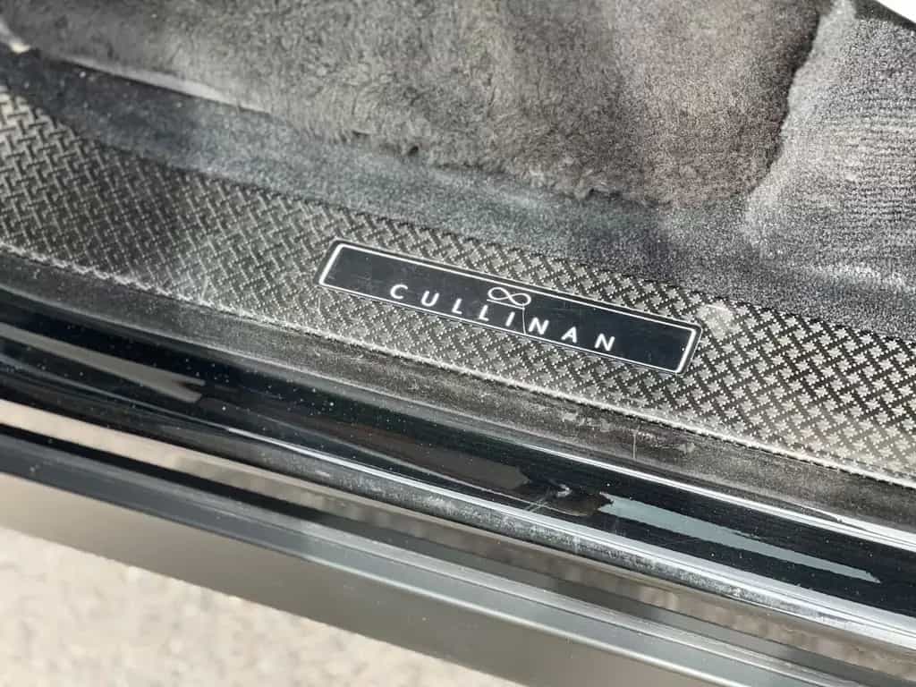 Rolls-Royce Cullinan Black Badge 05/2023-photo-20