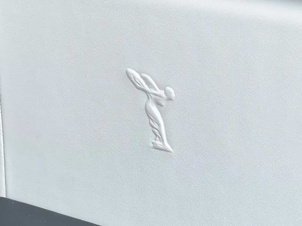 Rolls-Royce Cullinan Black Badge 05/2023-photo-21