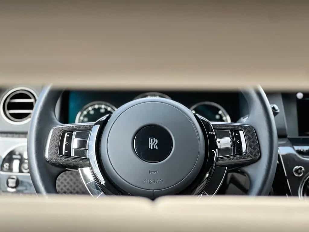 Rolls-Royce Cullinan Black Badge 05/2023-photo-25