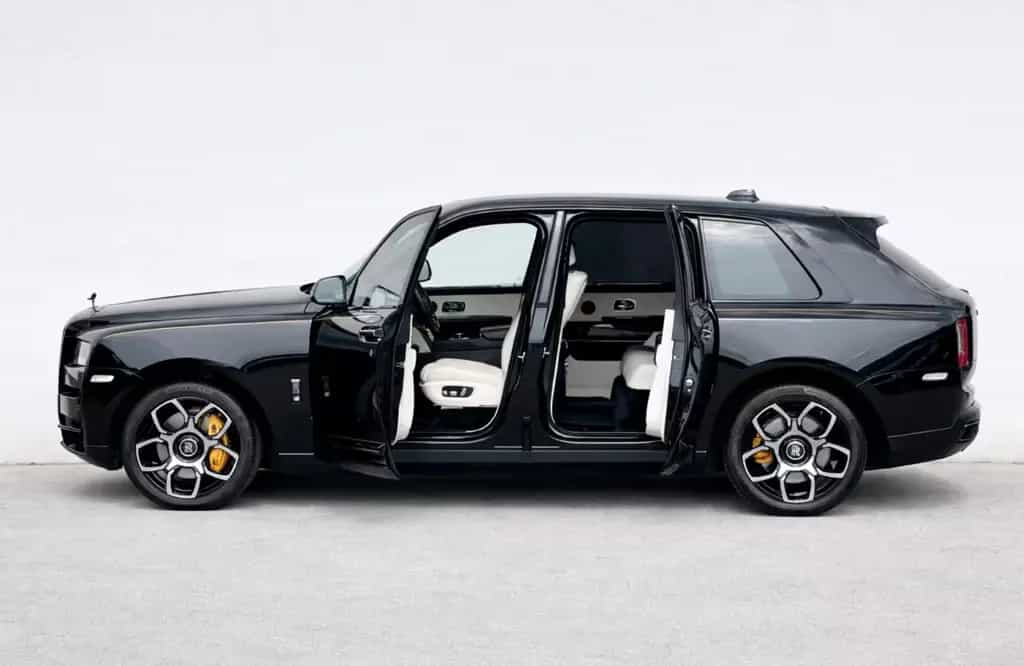 Rolls-Royce Cullinan Black Badge 05/2023-photo-3