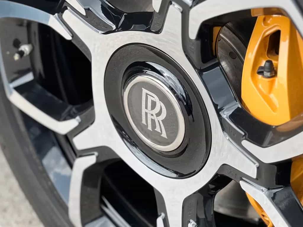 Rolls-Royce Cullinan Black Badge 05/2023-photo-8