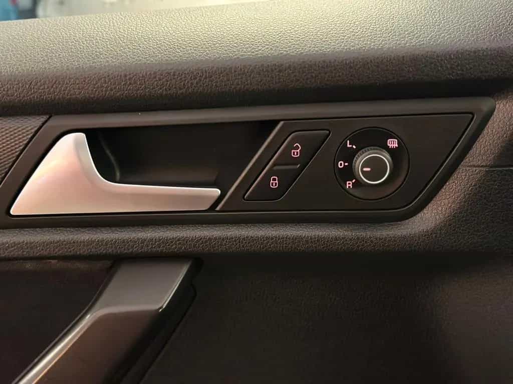 Volkswagen Caddy 11/2019-photo-18