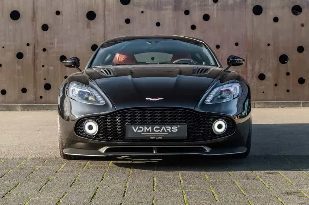 Aston Martin Vanquish Zagato Shooting Brake NEW SERVICE ! NEW 08/2019-photo-1