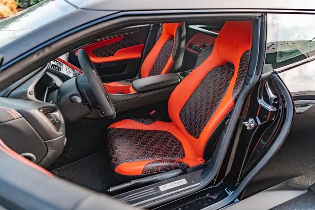 Aston Martin Vanquish Zagato Shooting Brake NEW SERVICE ! NEW 08/2019-photo-17