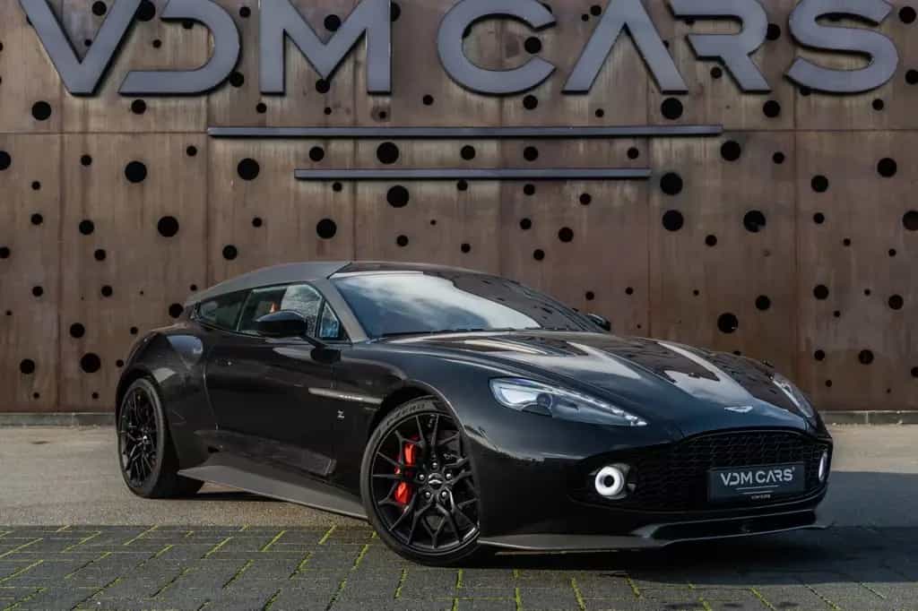 Aston Martin Vanquish Zagato Shooting Brake NEW SERVICE ! NEW 08/2019-photo-2
