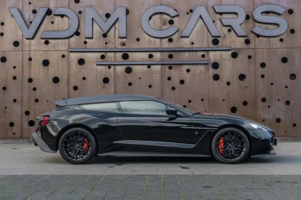 Aston Martin Vanquish Zagato Shooting Brake NEW SERVICE ! NEW 08/2019-photo-7