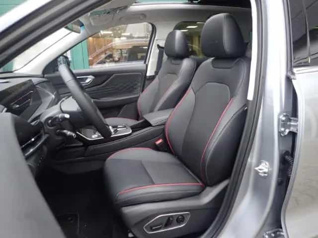BAIC X75 1.5T 7DCT Massagesitze Sitzbelüftung Indukti null-photo-3