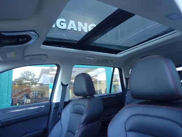 SWM G05 Pro El. Panodach Leder digitales Cockpit App null-photo-18