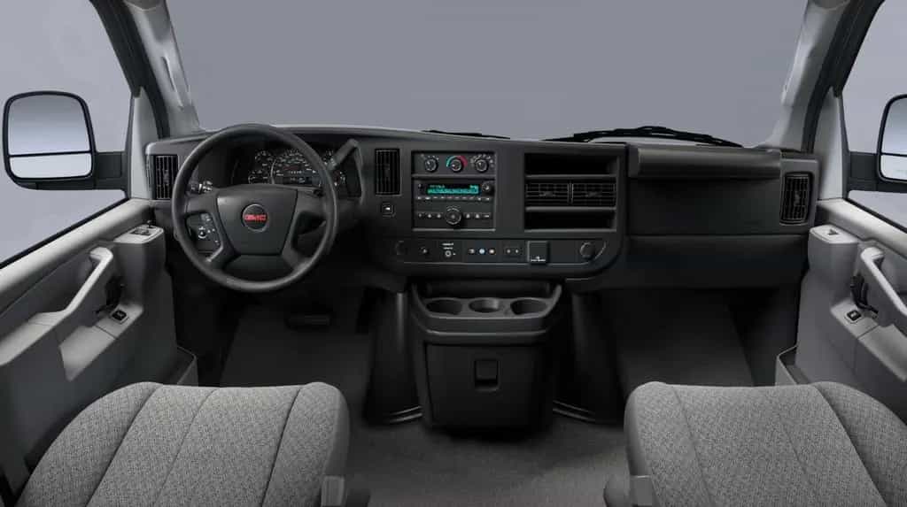 GMC Savana 3500 LT  =2025=  6.6 V8  |   B2B EXPORT null-photo-16