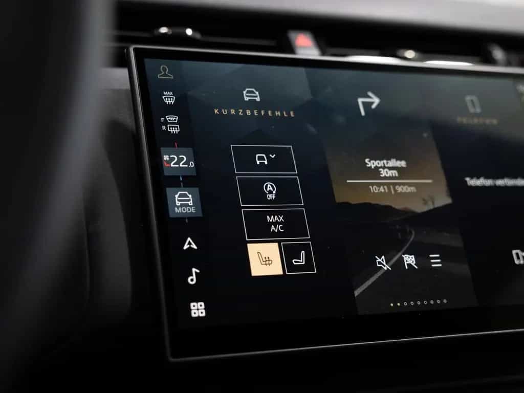 Land Rover Range Rover Rover Velar DYNAMIC HSE D300 | Pano SD 08/2024-photo-16