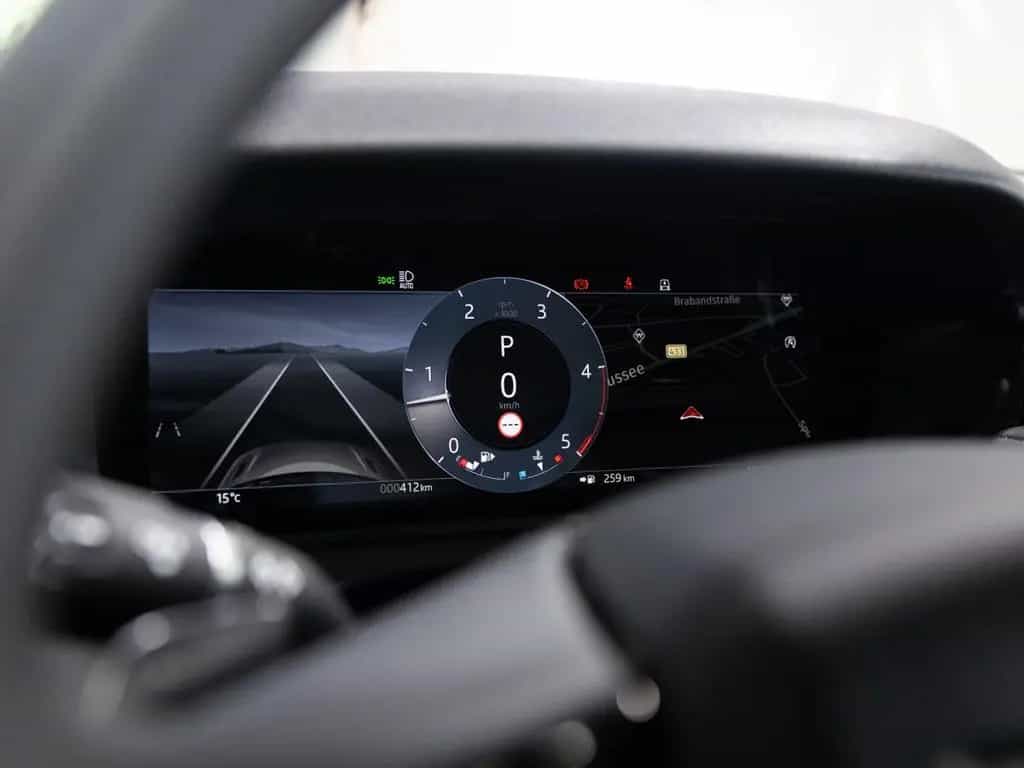 Land Rover Range Rover Rover Velar DYNAMIC HSE D300 | Pano SD 08/2024-photo-24