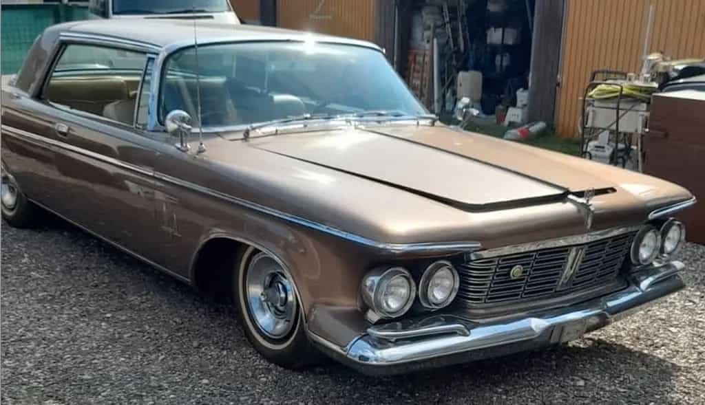 Chrysler Imperial Crown Coupe 1963 (Southampton) 07/1963-photo-0