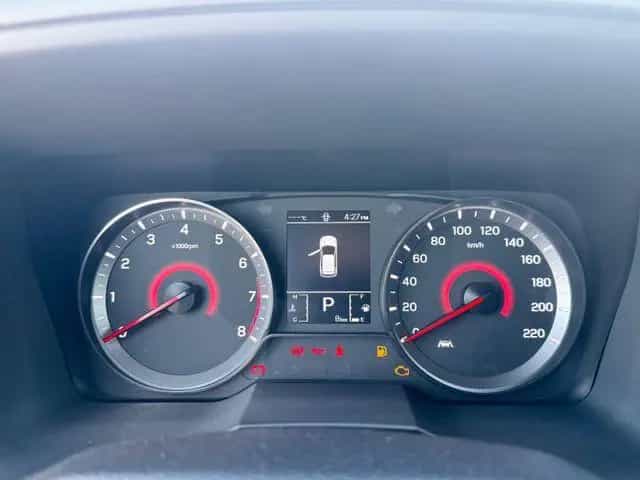 KGM Tivoli 1.5 Quartz 4x2 KLIMA PDC SHZ KAMERA NAVI 05/2025-photo-9