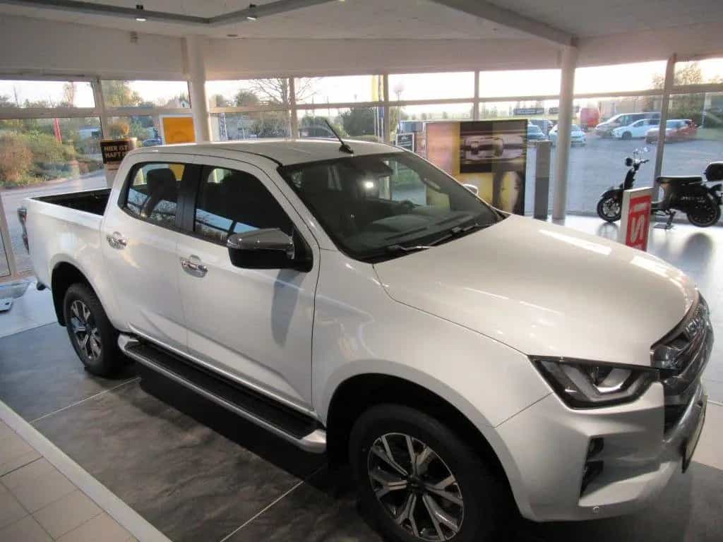 Isuzu D-Max Double Cab 4WD LSE (BTF) 12/2024-photo-4