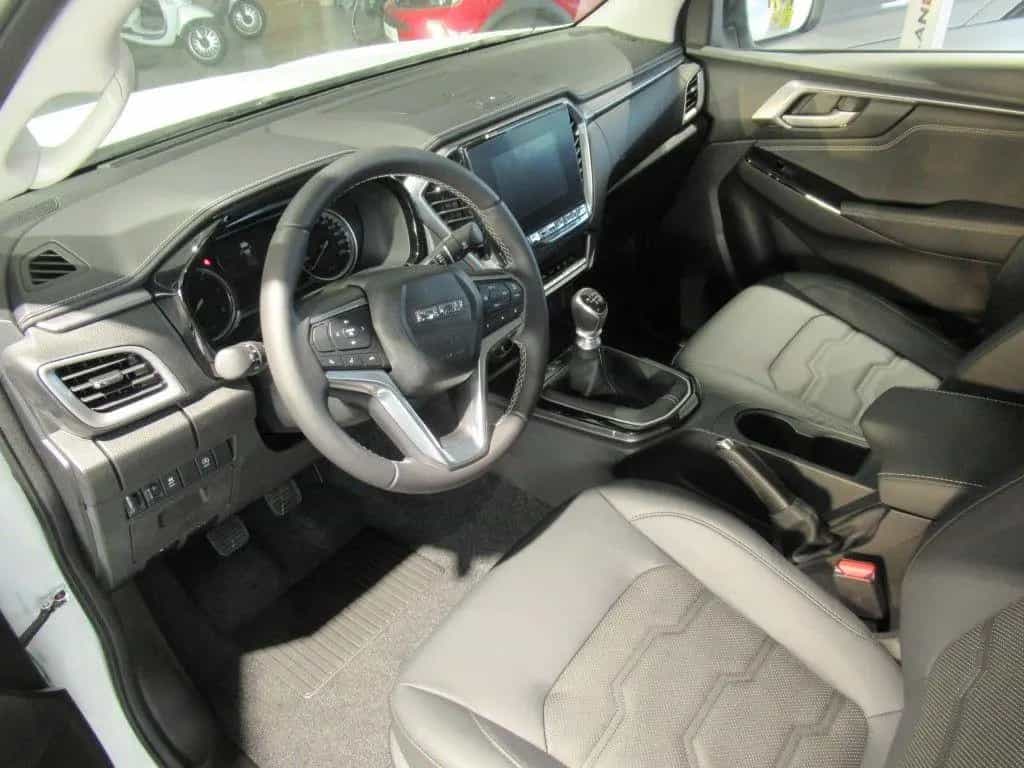 Isuzu D-Max Double Cab 4WD LSE (BTF) 12/2024-photo-6