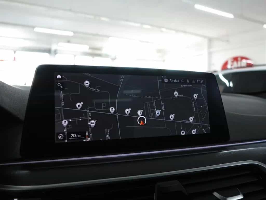 BMW 5 Series 11/2020-photo-12