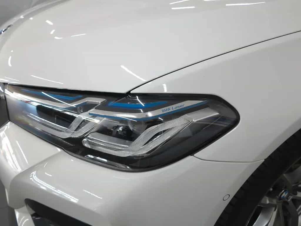 BMW 5 Series 11/2020-photo-3