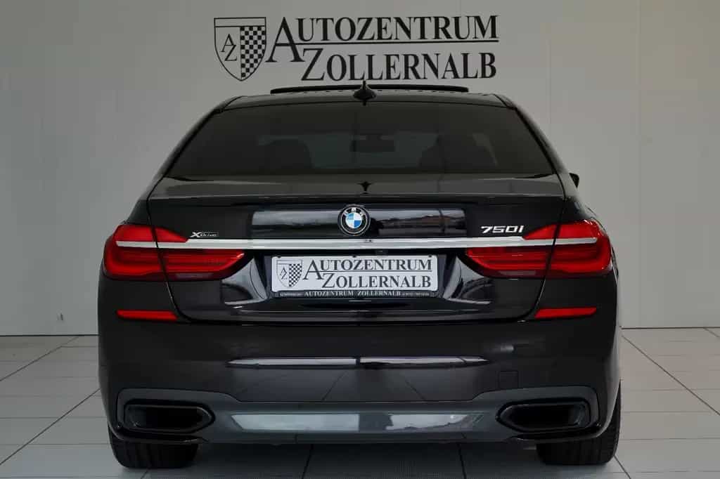 BMW 7 Series 750i xDrive *M-SPORT*PURE-EXCELLENCE*B&W*LASER* 10/2018-photo-6