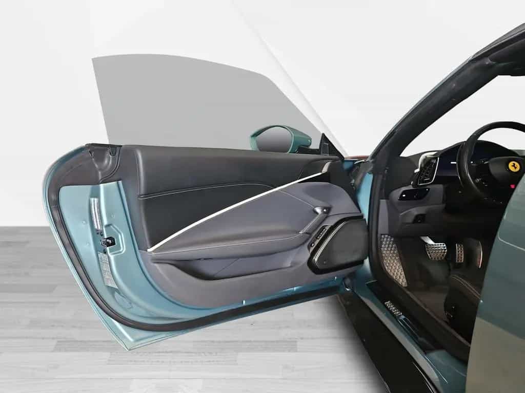 Ferrari Roma Spider MAGNERIDE ADAS SURRVIEW JBL CARBON 07/2023-photo-17