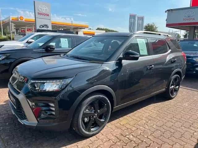 Ssangyong Tivoli GRAND 1,5 BLACKLINE 4x2 12/2024-photo-0