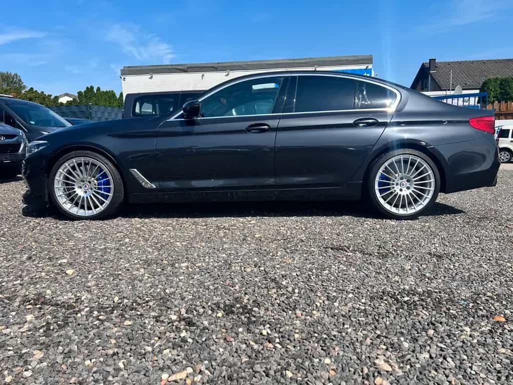 ALPINA D5 S LIM.-xDRIVE-VIRTUAL-SCHIEBEDACH-LED-LEDER- 02/2019-photo-1