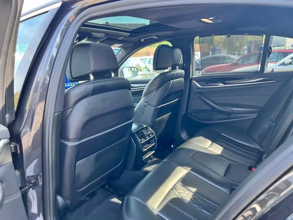 ALPINA D5 S LIM.-xDRIVE-VIRTUAL-SCHIEBEDACH-LED-LEDER- 02/2019-photo-17