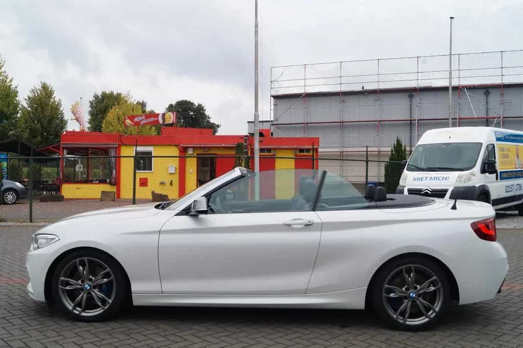 BMW M235 i Cabrio *Navi*Xenon*SHZ*Tempomat*PDC*Klima 04/2015-photo-5