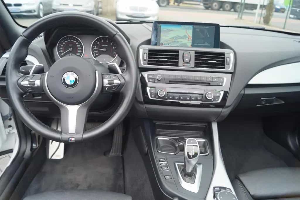 BMW M235 i Cabrio *Navi*Xenon*SHZ*Tempomat*PDC*Klima 04/2015-photo-7