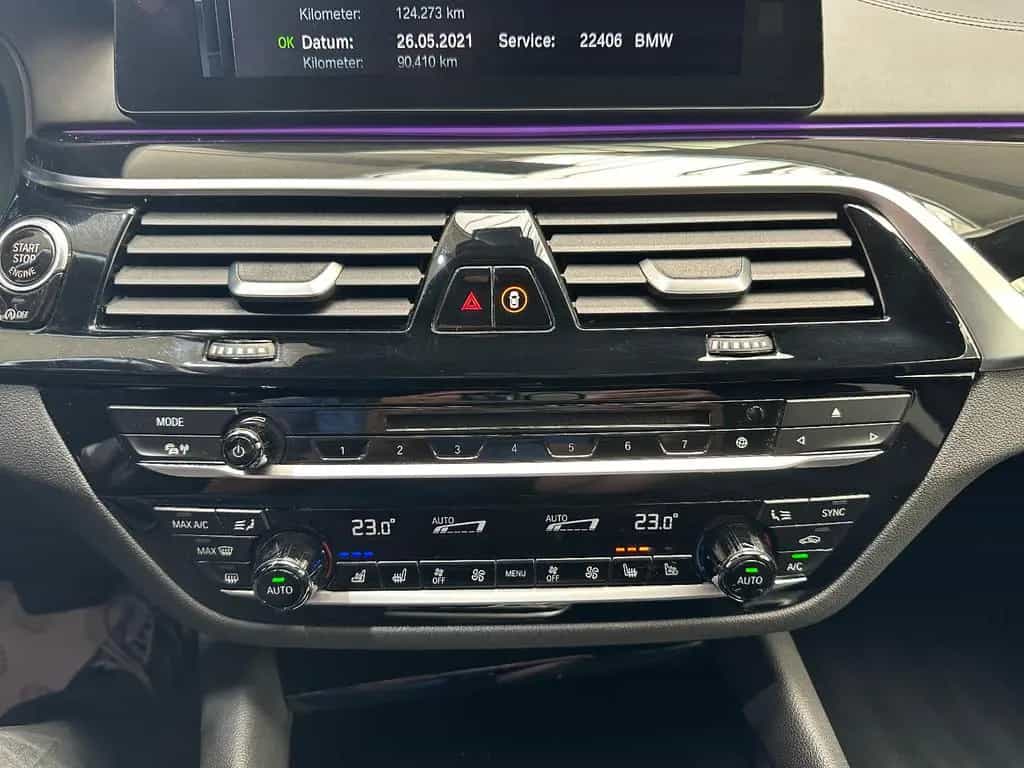 ALPINA D5 s Touring Navi*Leder*LED*Soft-C*HUD*Panorama* 02/2018-photo-17