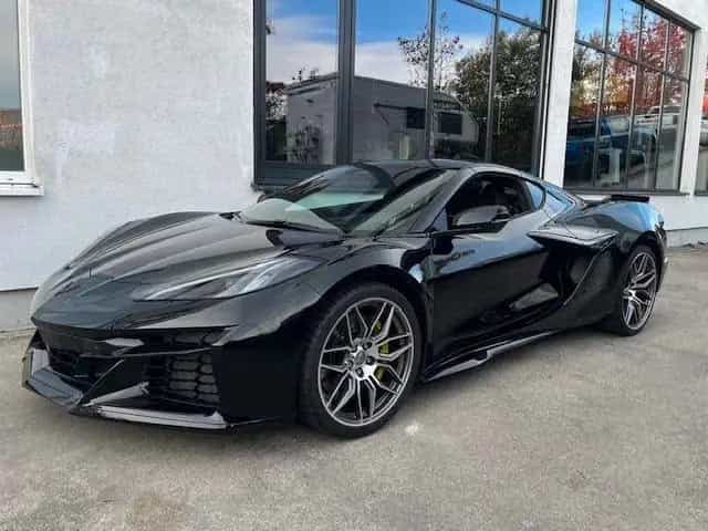 Corvette Z06 Coupe 3LZ Europa Modell GEIGERCARS 08/2025-photo-2