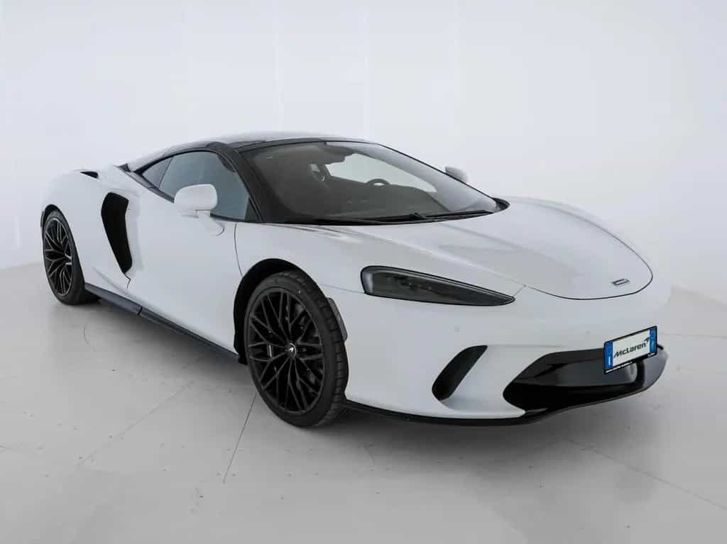 McLaren GT - MCLAREN MILANO 06/2025-photo-0
