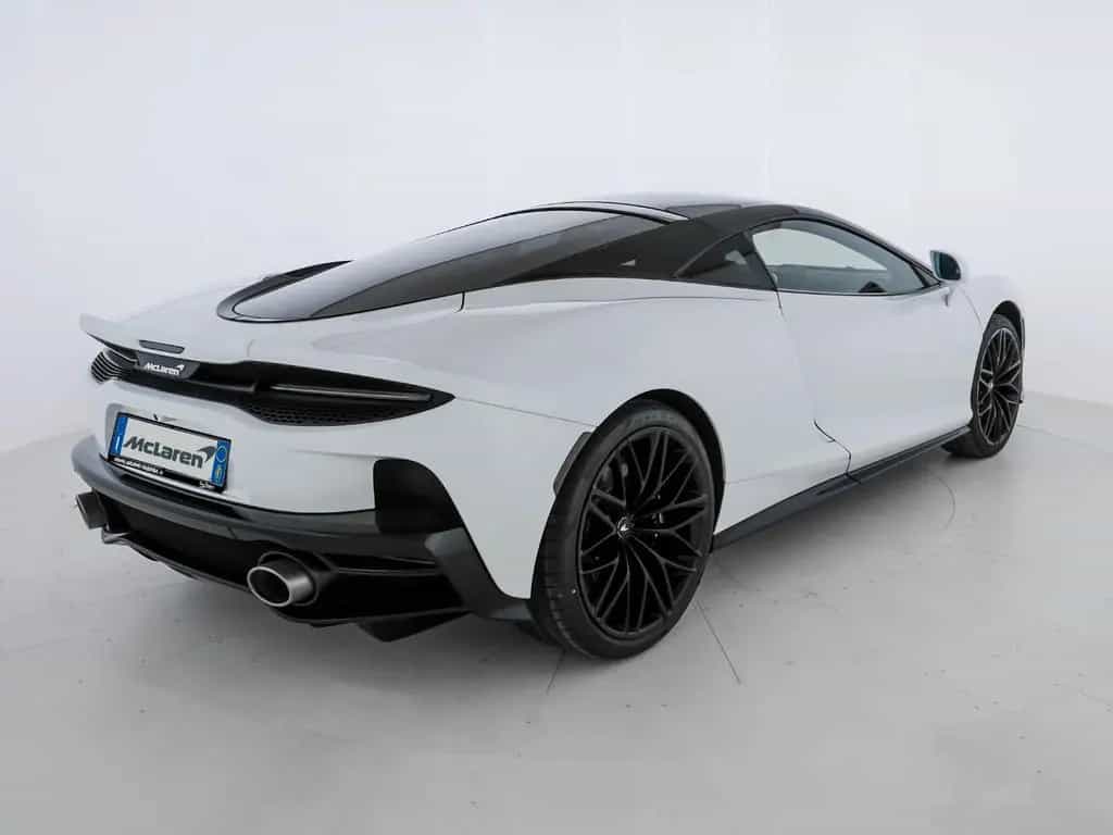 McLaren GT - MCLAREN MILANO 06/2025-photo-5