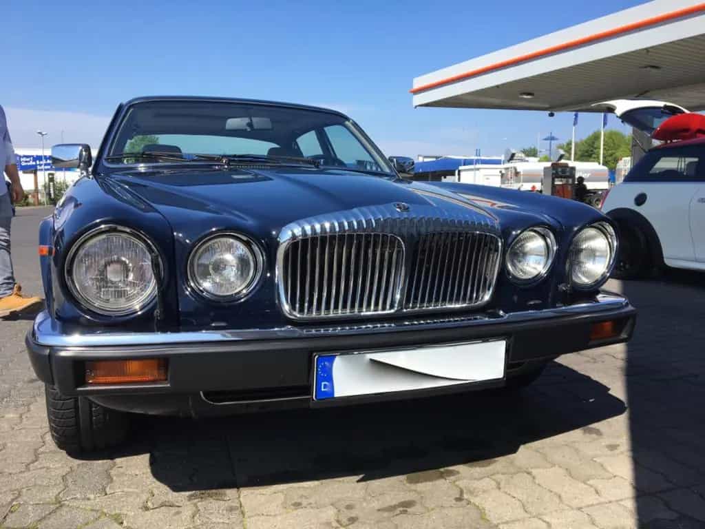 Jaguar Daimler Double Six 08/1988-photo-1