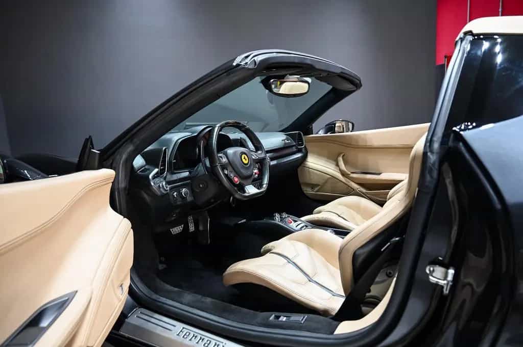 Ferrari 458 Spider *Carbon*Camera*Racing Seats*Lift* 04/2013-photo-11