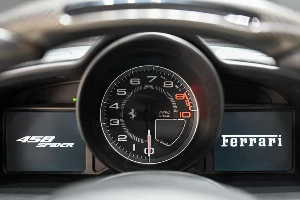 Ferrari 458 Spider *Carbon*Camera*Racing Seats*Lift* 04/2013-photo-16