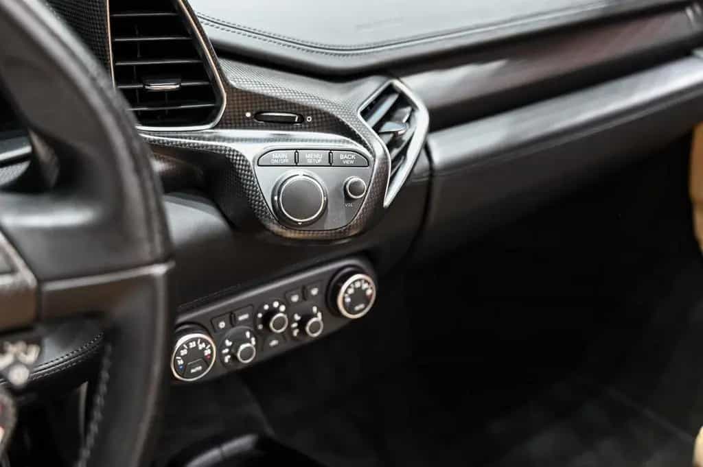 Ferrari 458 Spider *Carbon*Camera*Racing Seats*Lift* 04/2013-photo-25