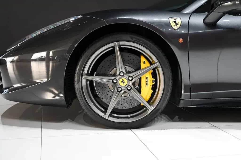Ferrari 458 Spider *Carbon*Camera*Racing Seats*Lift* 04/2013-photo-3