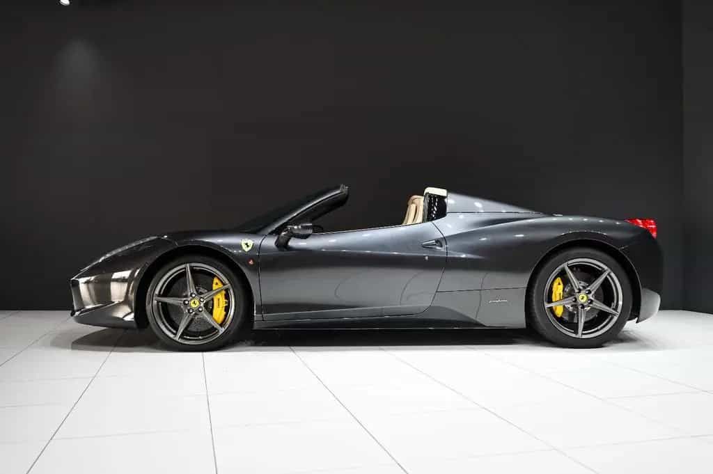 Ferrari 458 Spider *Carbon*Camera*Racing Seats*Lift* 04/2013-photo-4