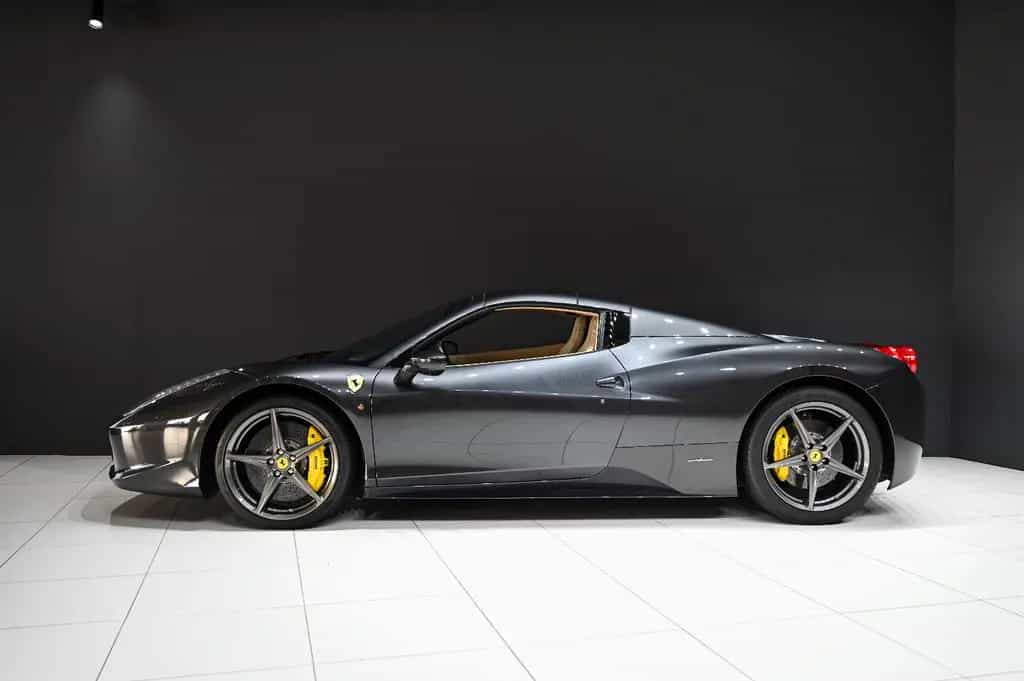 Ferrari 458 Spider *Carbon*Camera*Racing Seats*Lift* 04/2013-photo-5