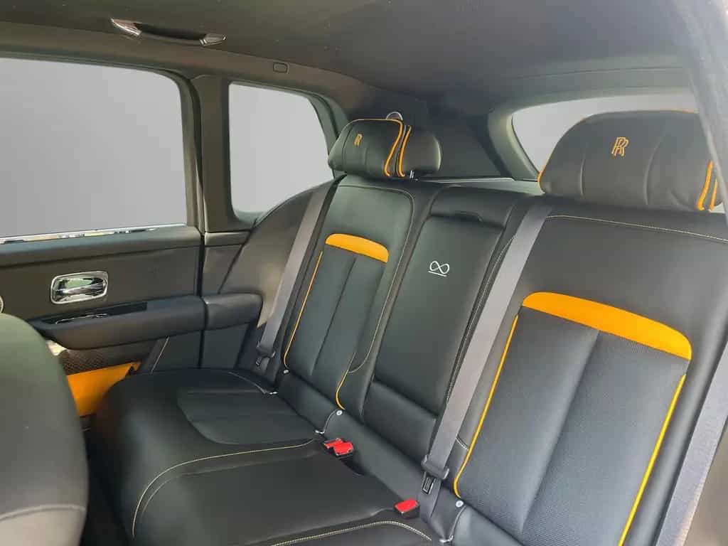 Rolls-Royce Cullinan Black Badge / Shooting Star null-photo-15